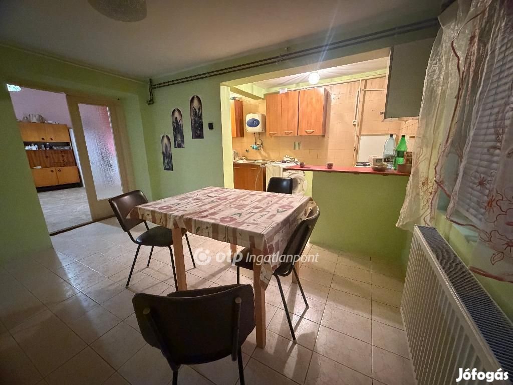 89 nm-es ház eladó Gyula