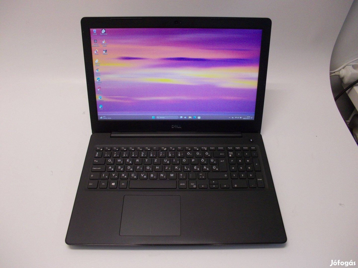 8.-generációs Dell Latitude 15-colos Core i5 laptop