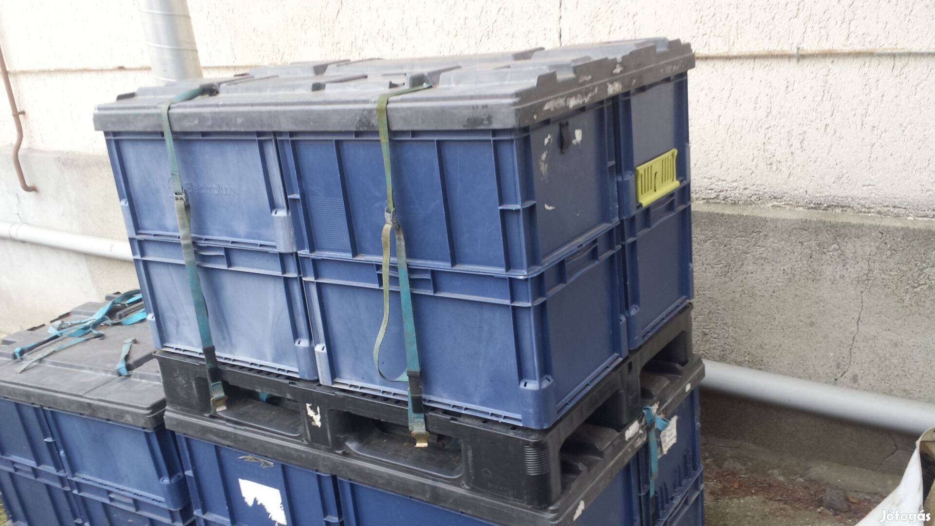 8 darabos hőálló műanyag konténer láda szállítóláda raklapos fedéllel