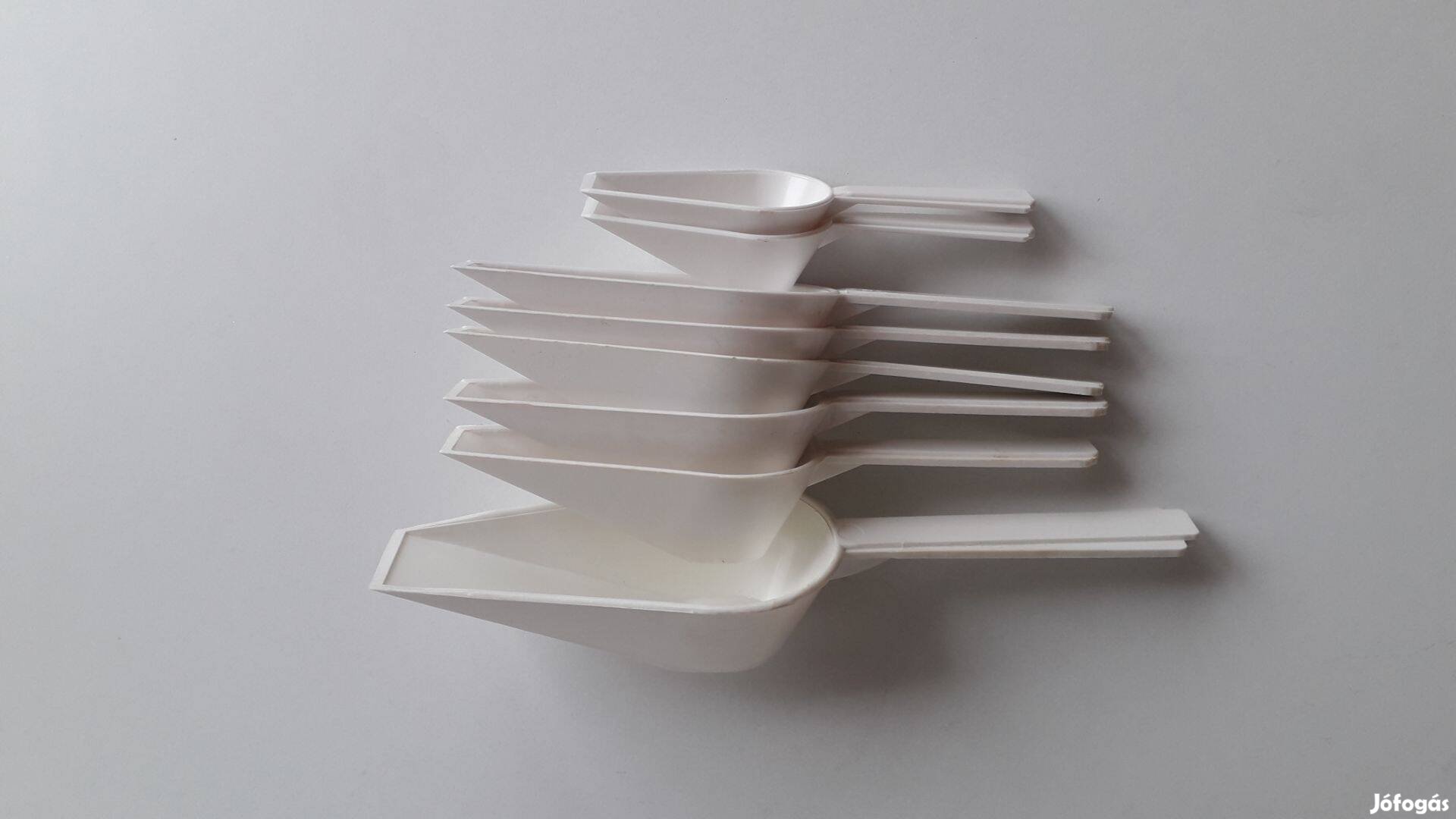 8 db műanyag adagoló lapát 10-19 cm hibátlan