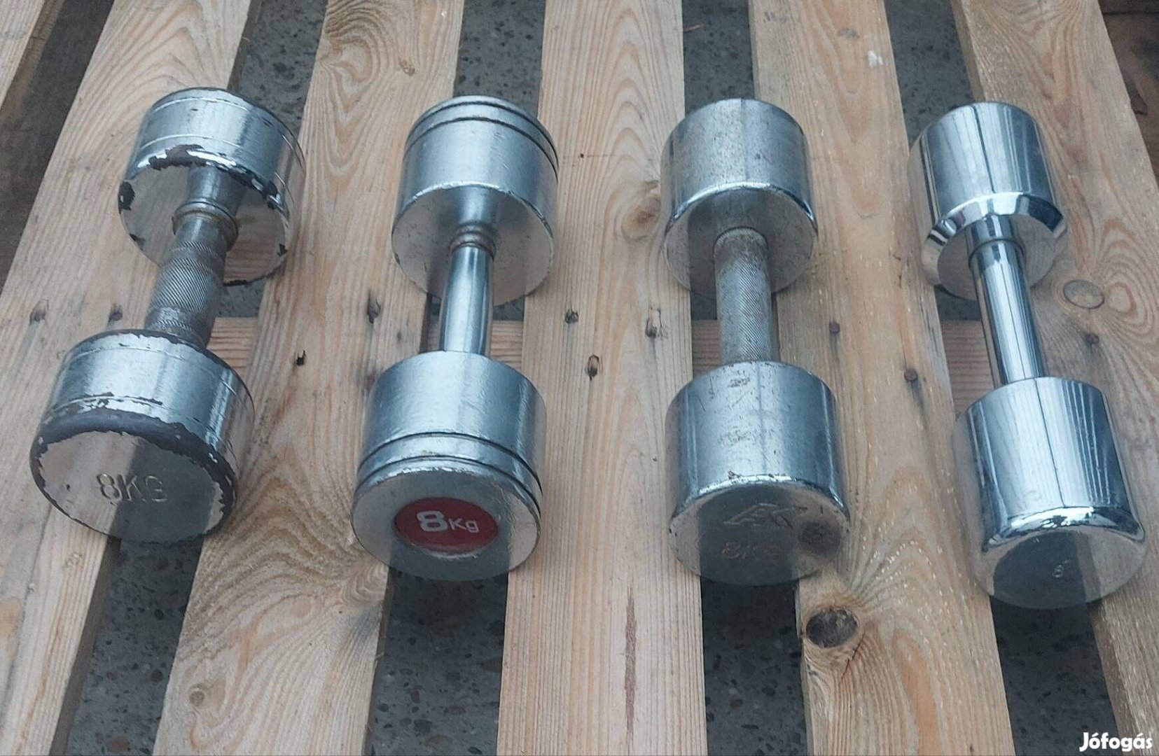 8 kg-os krómos egykezes súlyzó