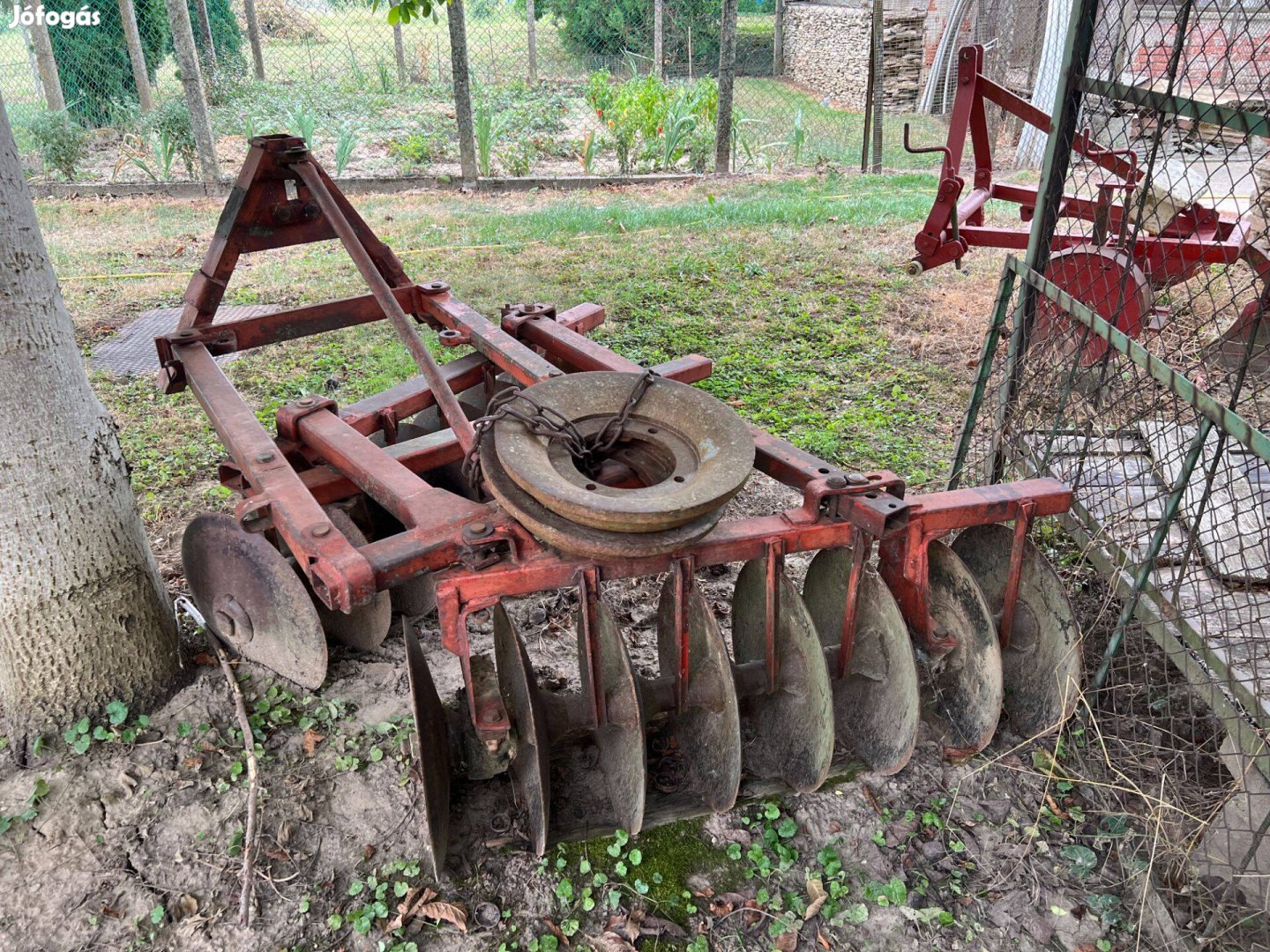 8 leveles tárcsa