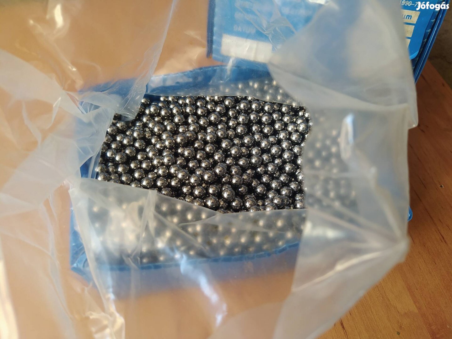 8 mm átmérőjű csapágy golyó doboz