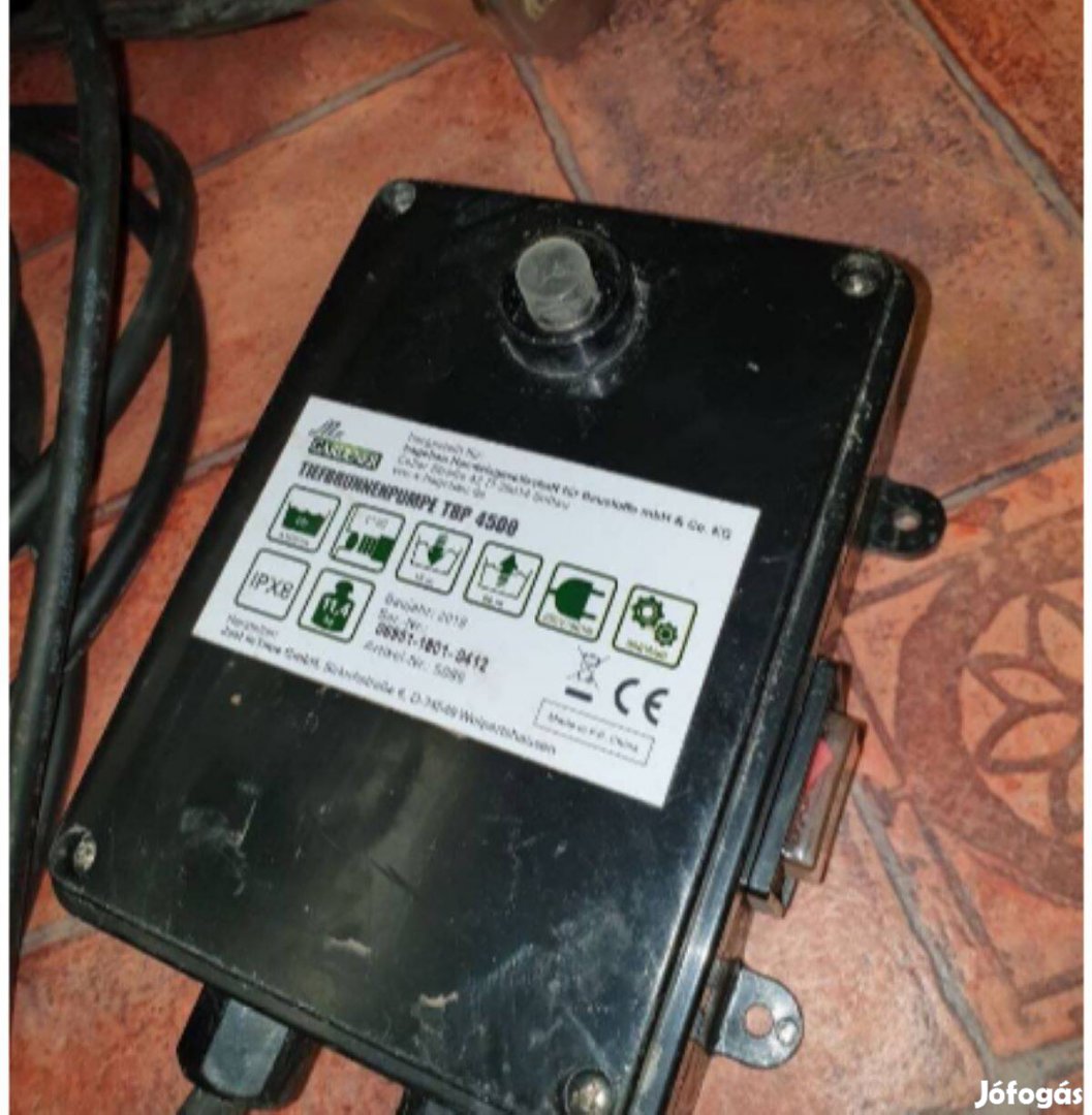900W teljesítménnyel mélykúti csőszivattyú 60m tolási magasággal