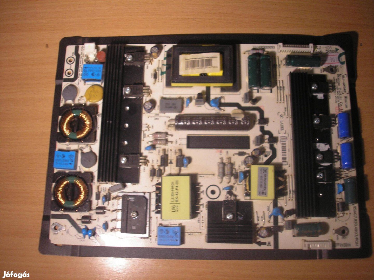 9018 Hisense Ltdn42K680Xwseu3D tápegység Rsag7.820.4903ROH