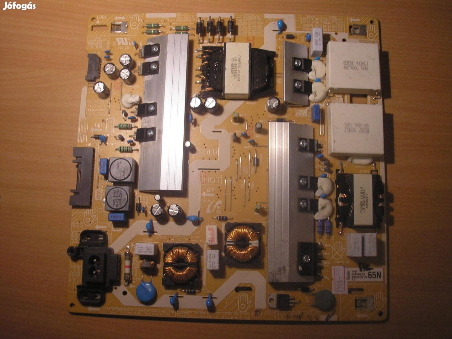 9042 hibás Samsung tápegység BN44-00932A L65E6N_NHS