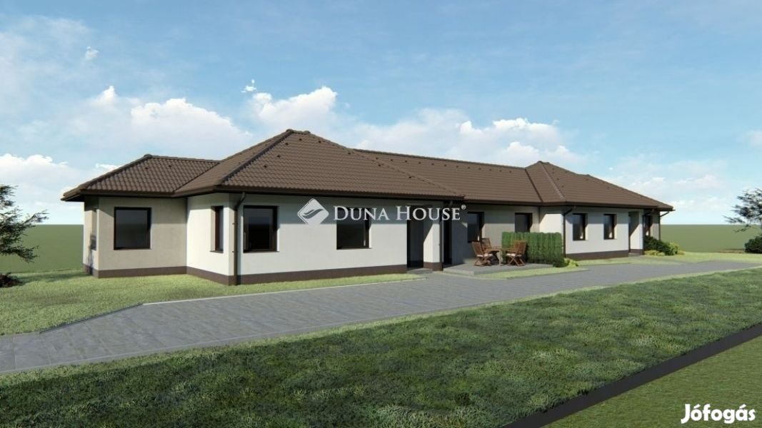 90 nm-es ház eladó Nyáregyháza