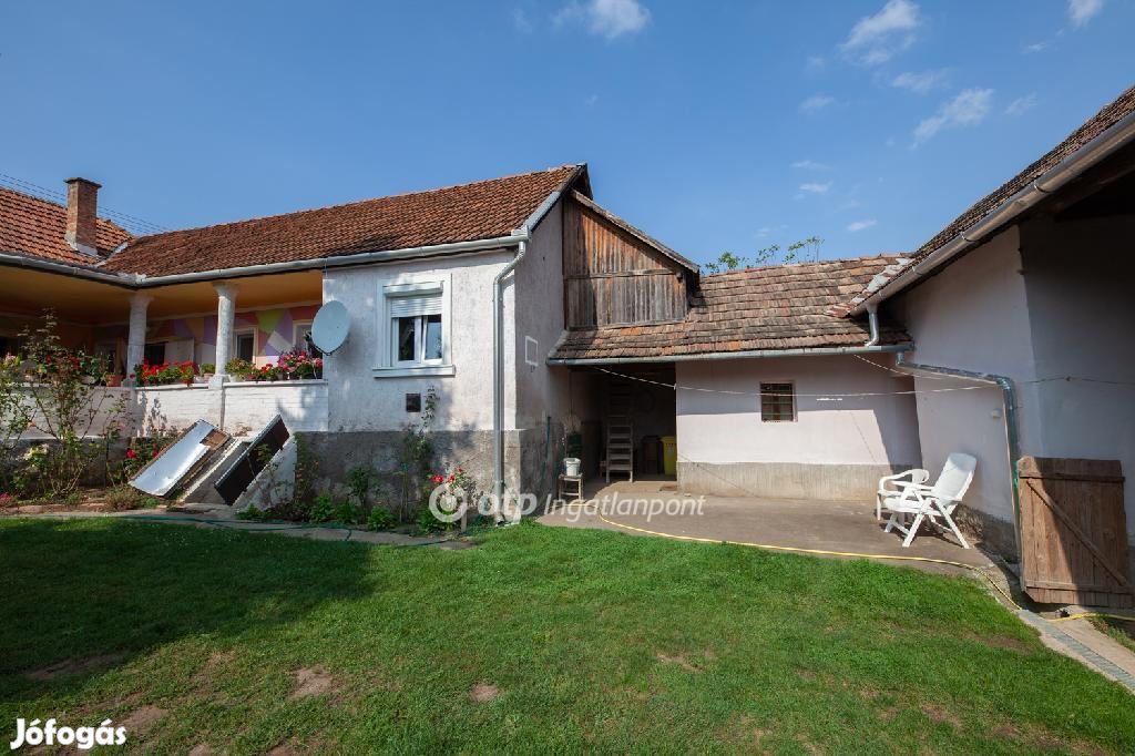 90 nm-es ház eladó Recsk
