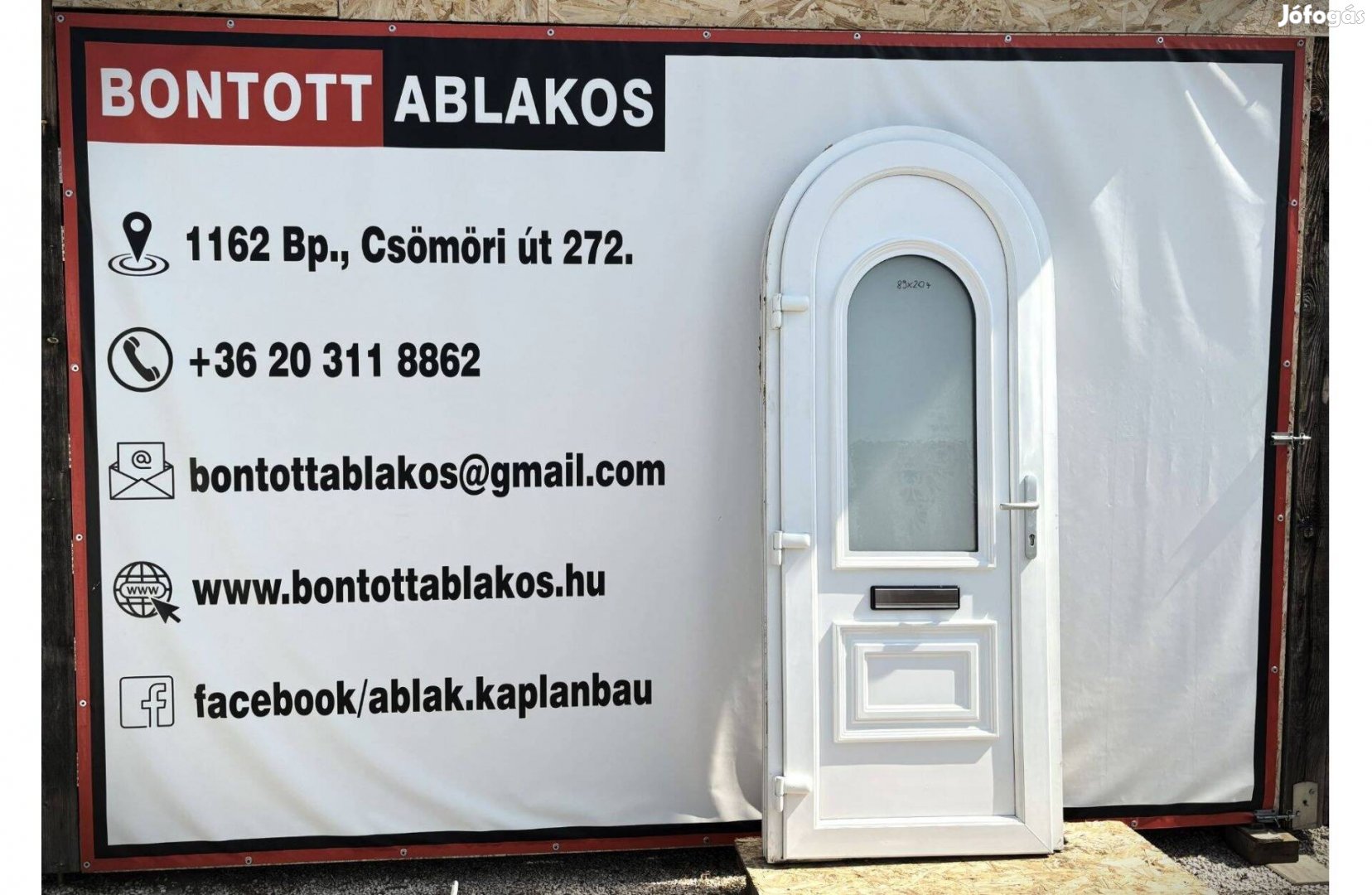 90x210 cm közeli!!! bontott műanyag íves tetejű bejárati ajtó