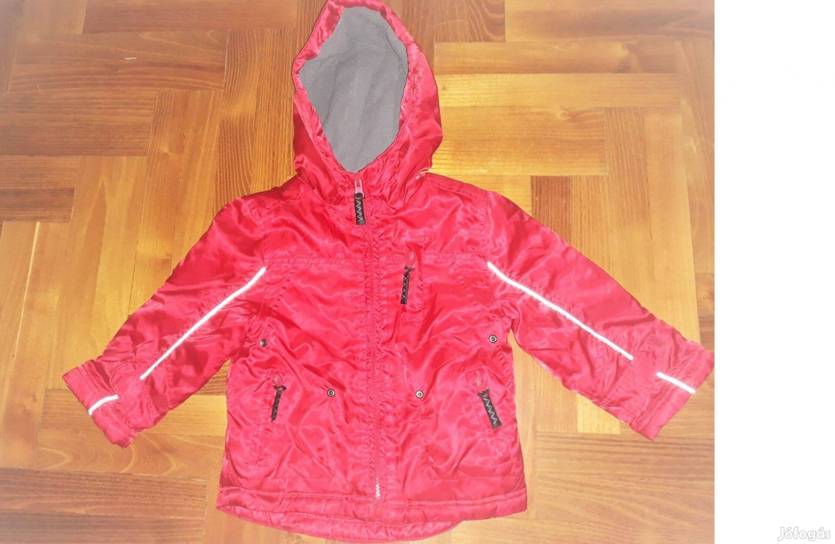 92 cuki piros bélelt gyerek kabát kabi