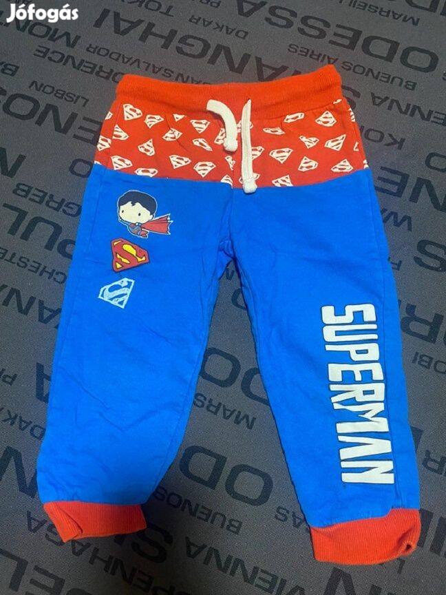 92-es Superman jogger