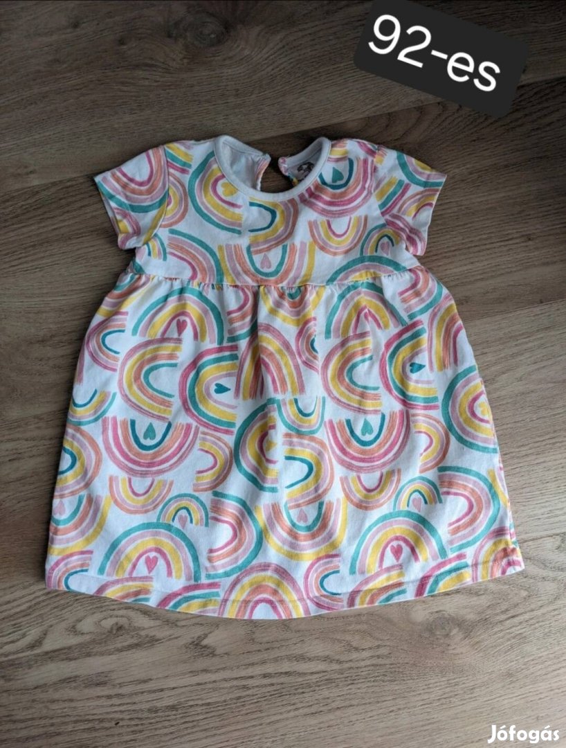 92-es szivárványos - szivecskés ruha