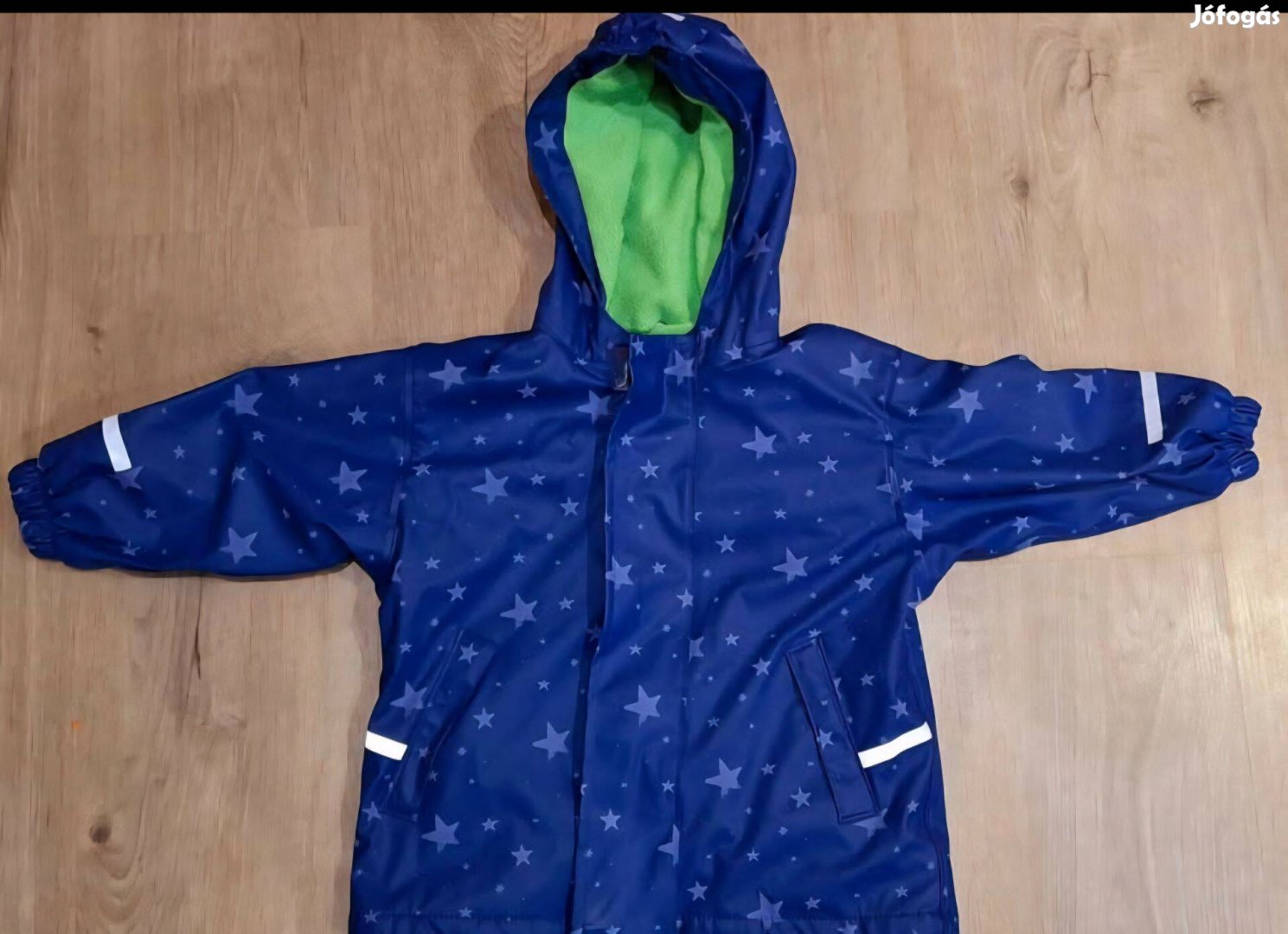92-es vízlepergetős kabát,fényvisszaverő csikokkal