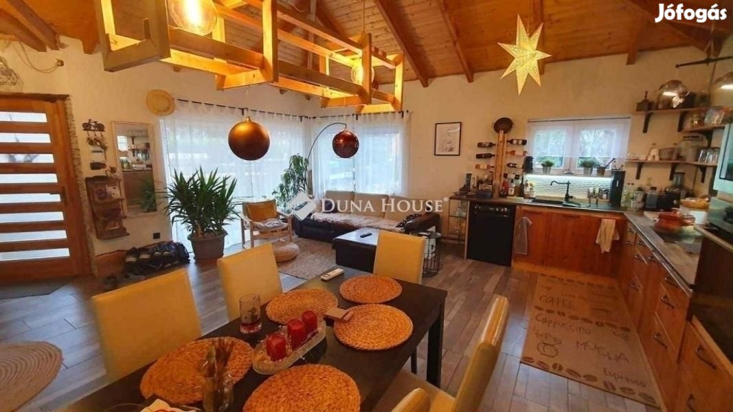 92 nm-es ház eladó Kiskunlacháza