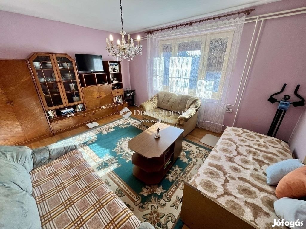 94 nm-es ház eladó Kecskemét