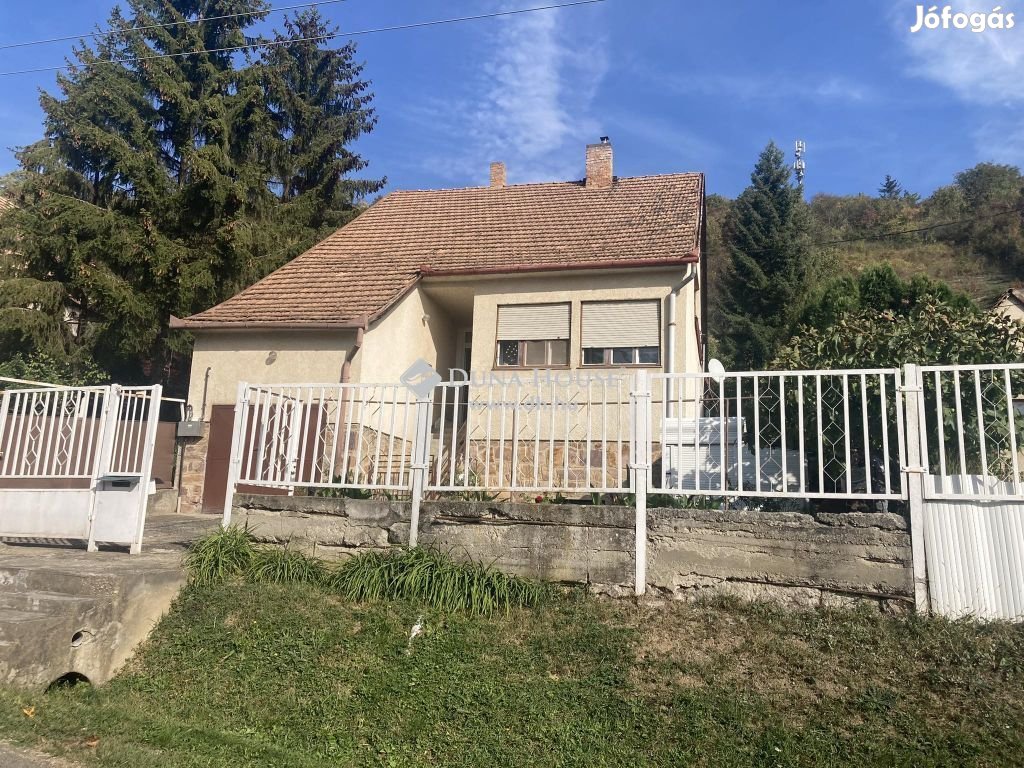 94 nm-es ház eladó Pécs