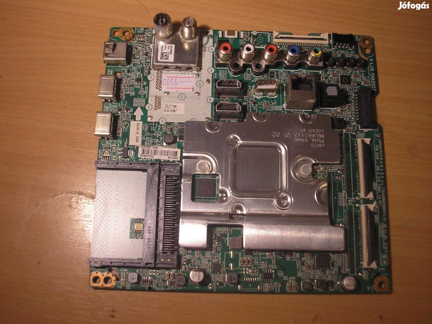 9590 LG 49SM8200PLA mainboard EAX68253604 (1.0) 9Iebt000-01X8 MZ98S105