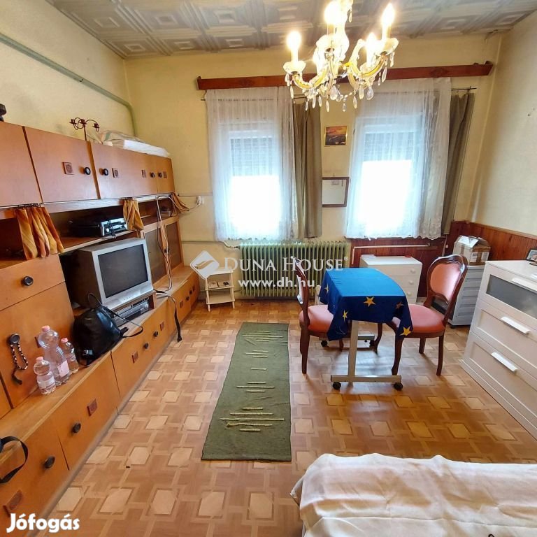 95 nm-es ház eladó Dombóvár