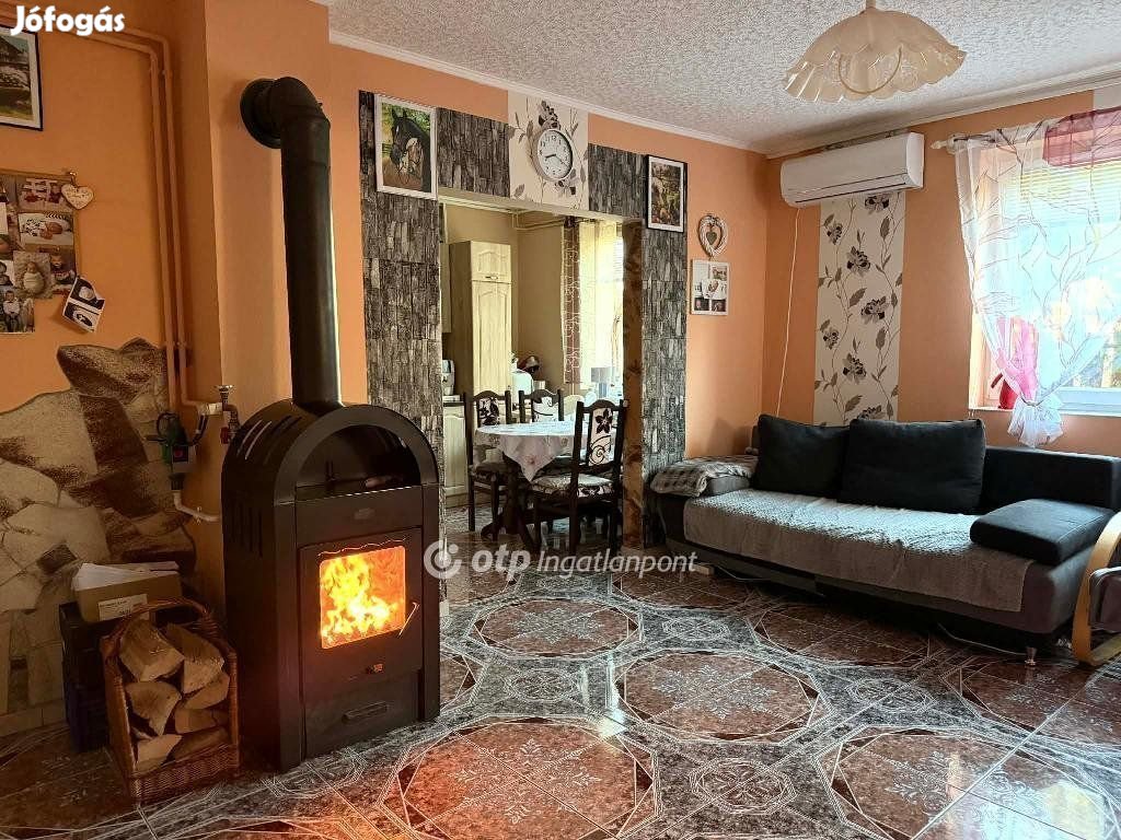 97 nm-es ház eladó Gárdony