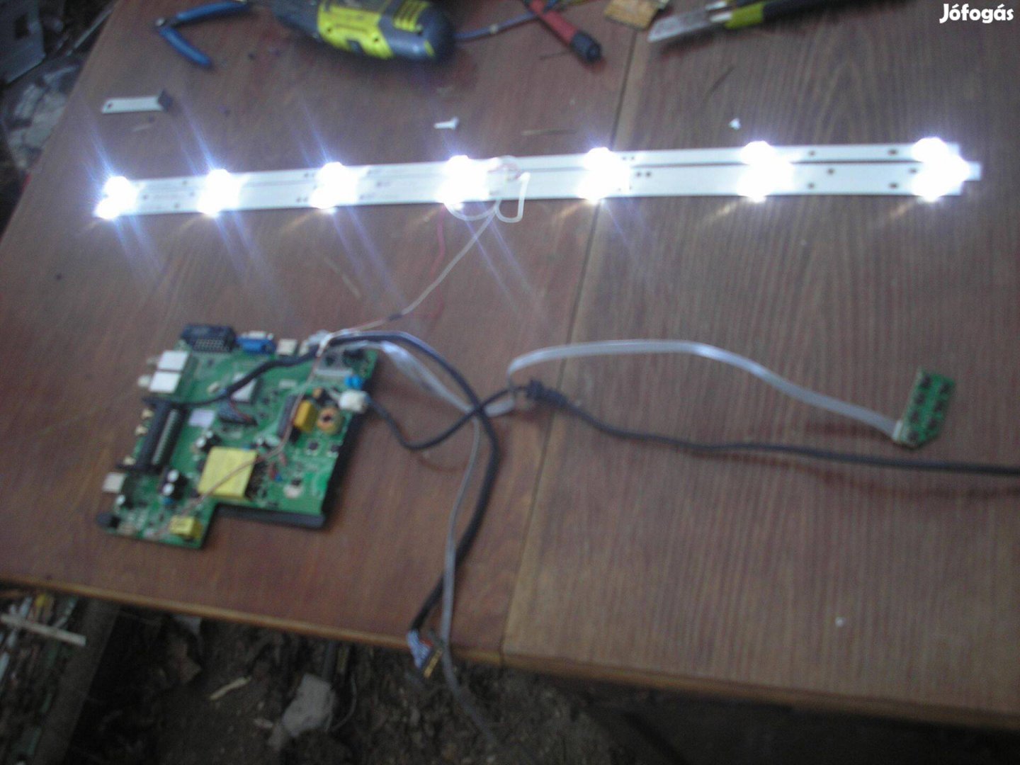 9879 Starlight 40Slta2000F LED háttérfény Jl.D38571330-083BS-M_V01