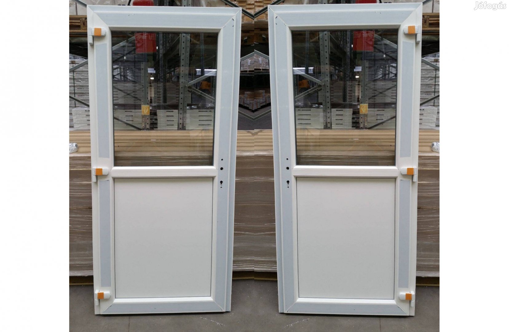 98X208 cm Félig üveges bejárati ajtó - új Ingyen Szállítva
