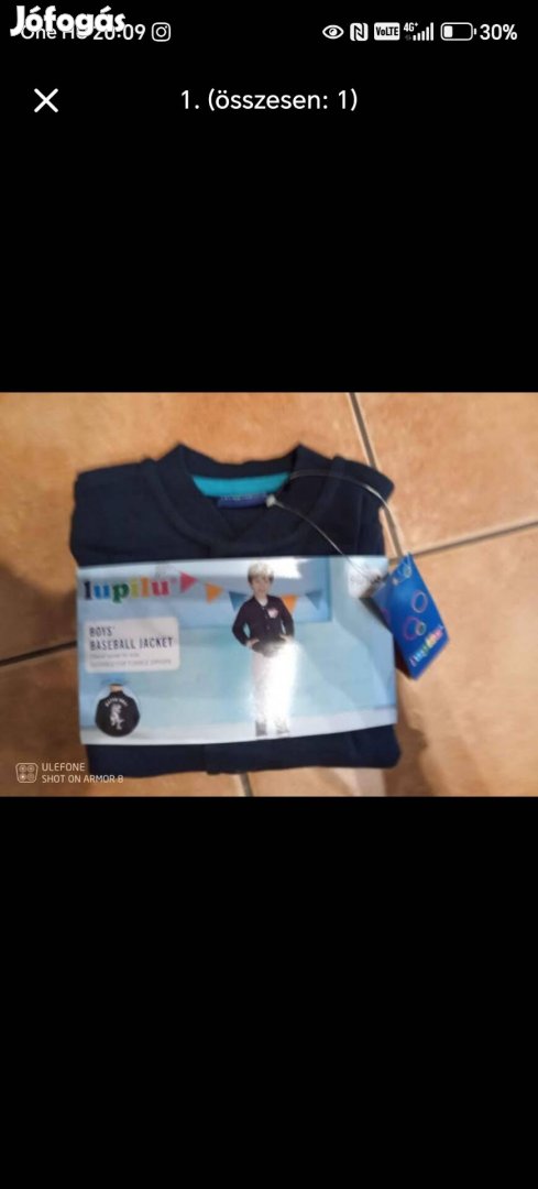 98-104-es Új fiú pulóver