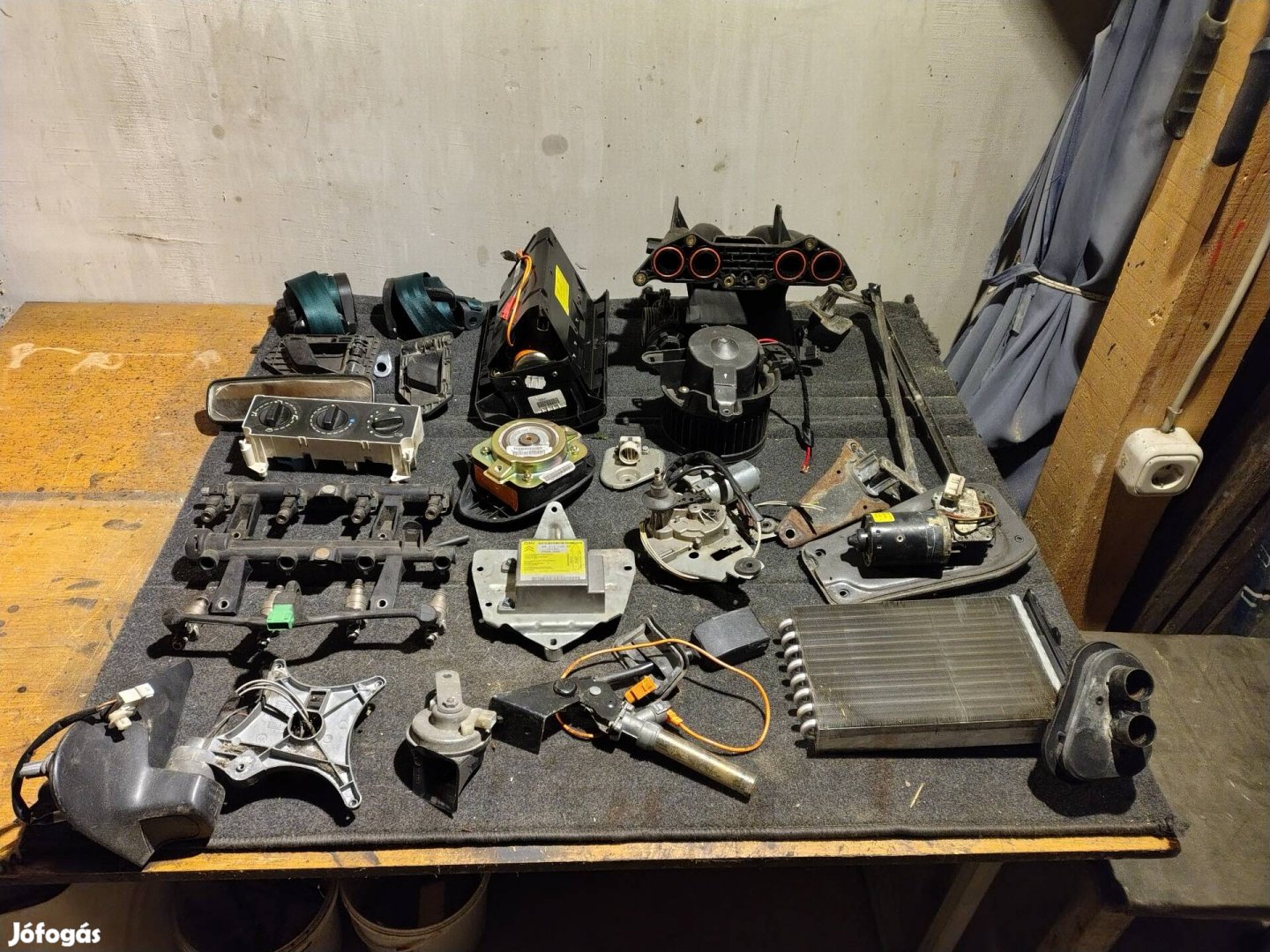 98 Citroen Berlingo 1.4i alkatrészek 