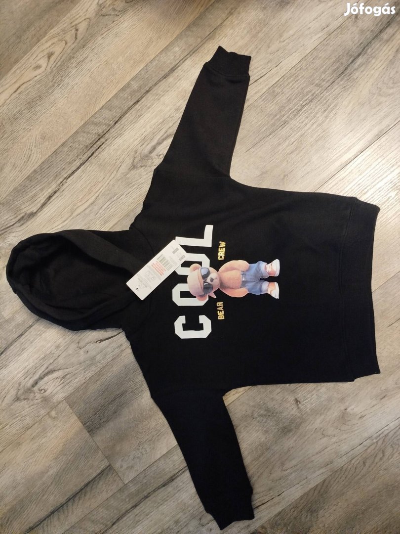 98as teljesen új FF pulóver