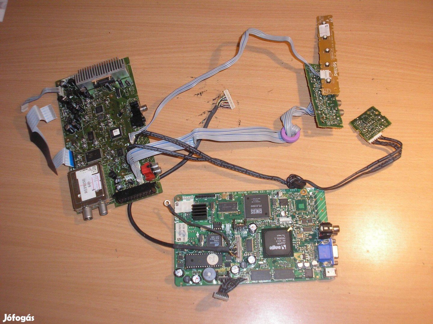 9964 hibás Philips 15PF9936 mainboard szett LC03 - 3139 123 5680.3 WK3