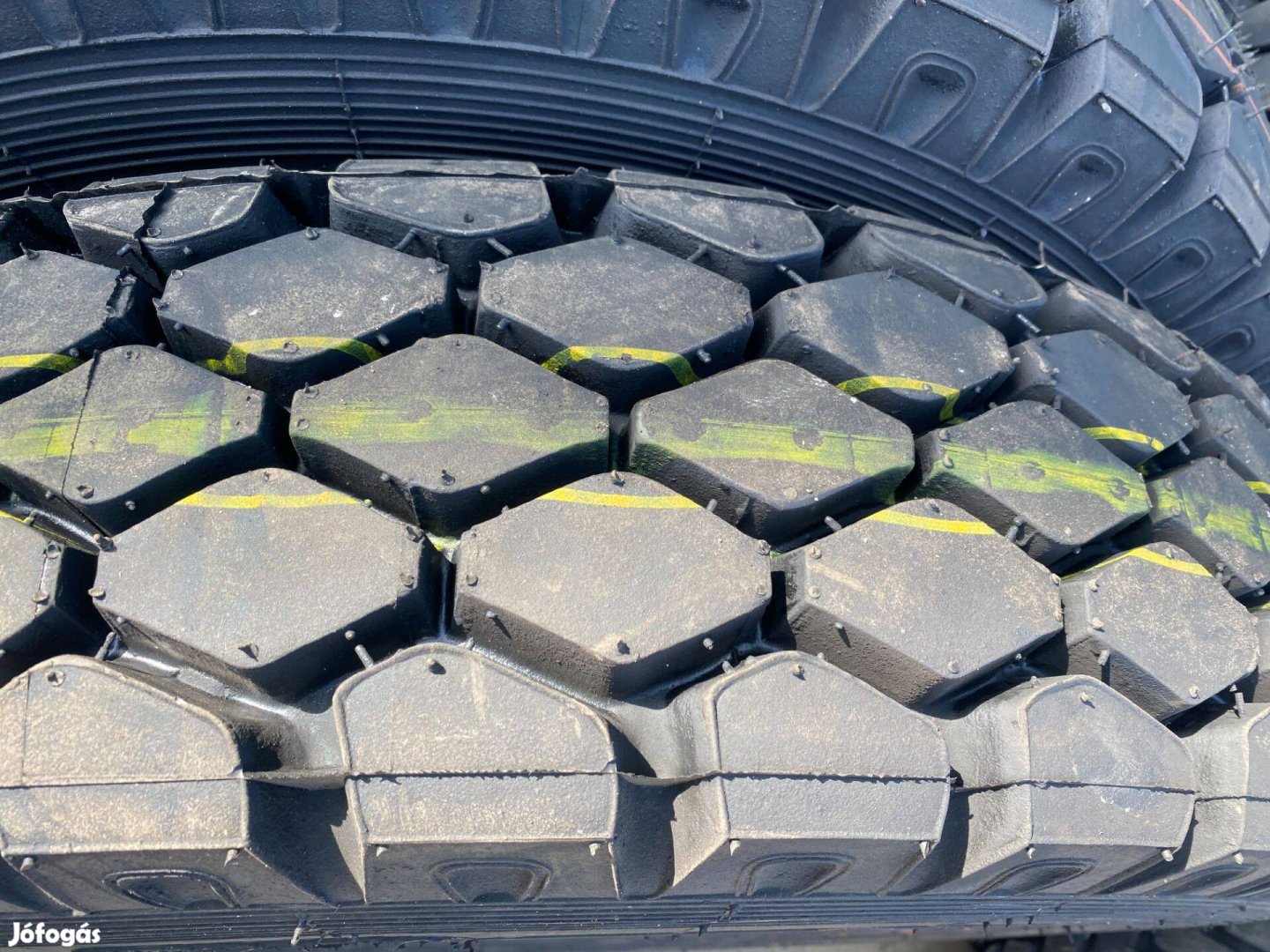 9.00R20 Rosava IN-142B PR14 gumi Kamaz pótkocsi IFA Nyíregy, Alkony u