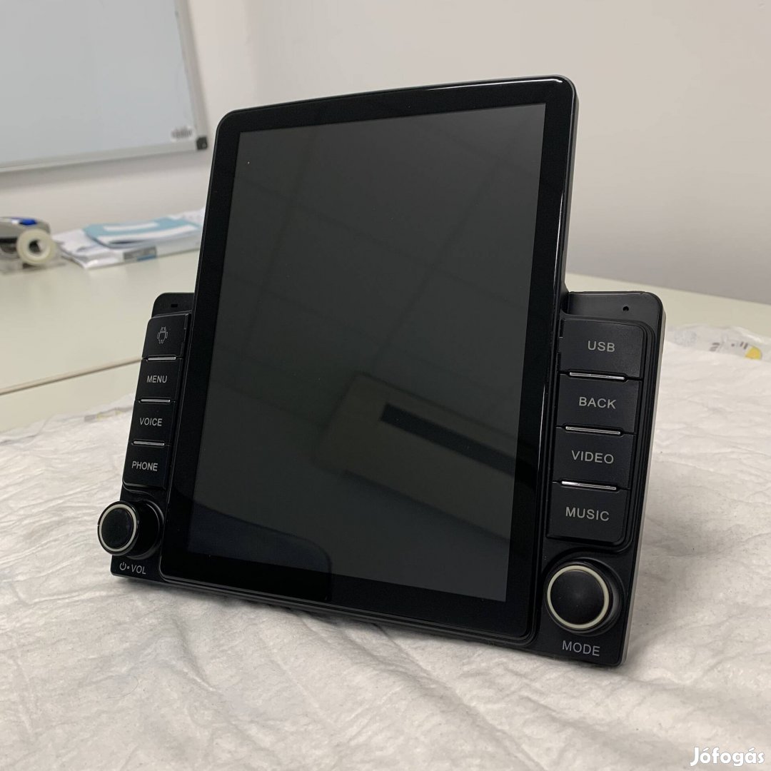 9,5" álló kijelzős androidos fejegység