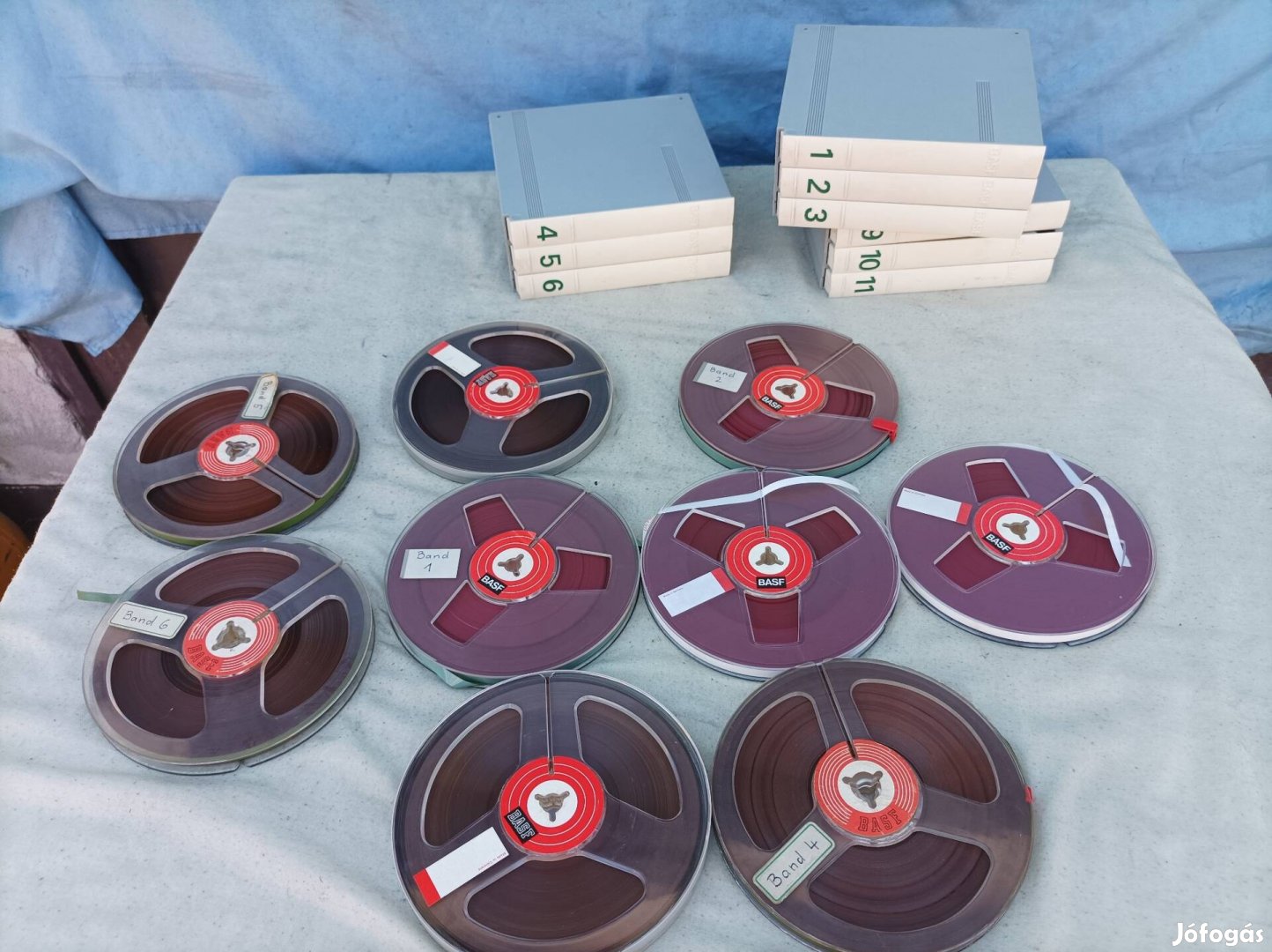 9 db 15-ös Basf magnó orsó szalaggal egyben