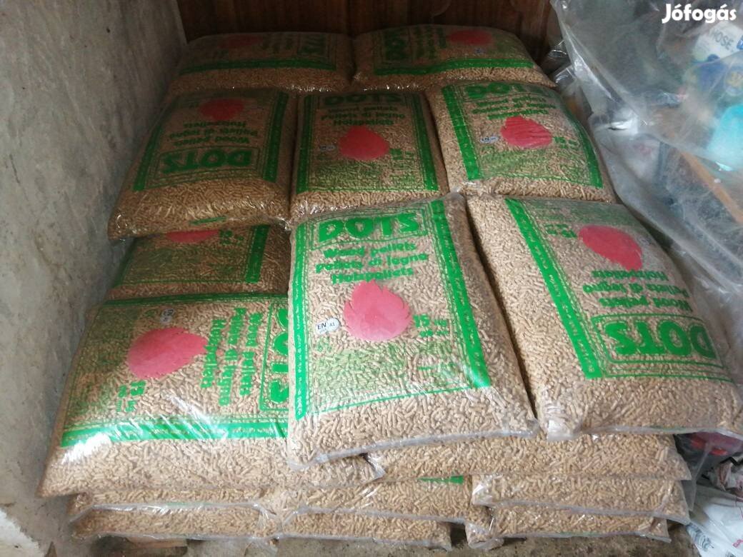 A1, EN+ keményfa fenyő pellet 15kg-os zsákokban