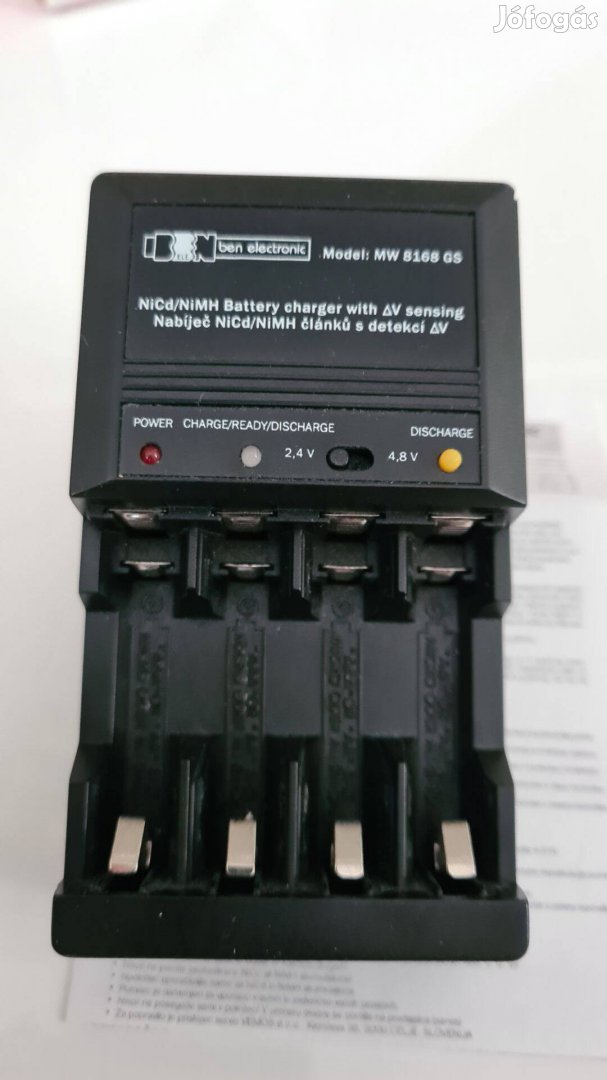 AA AAA akkumulátor akku aksi töltő, processzor vezérelt, csepptöltés