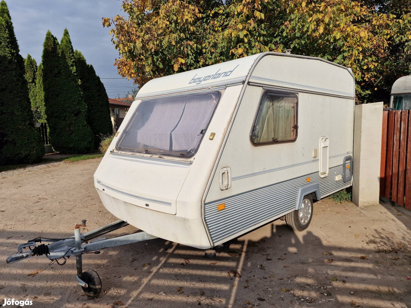 ABI 350 lakokocsi (zuhany,wc,melegviz) telepitesre