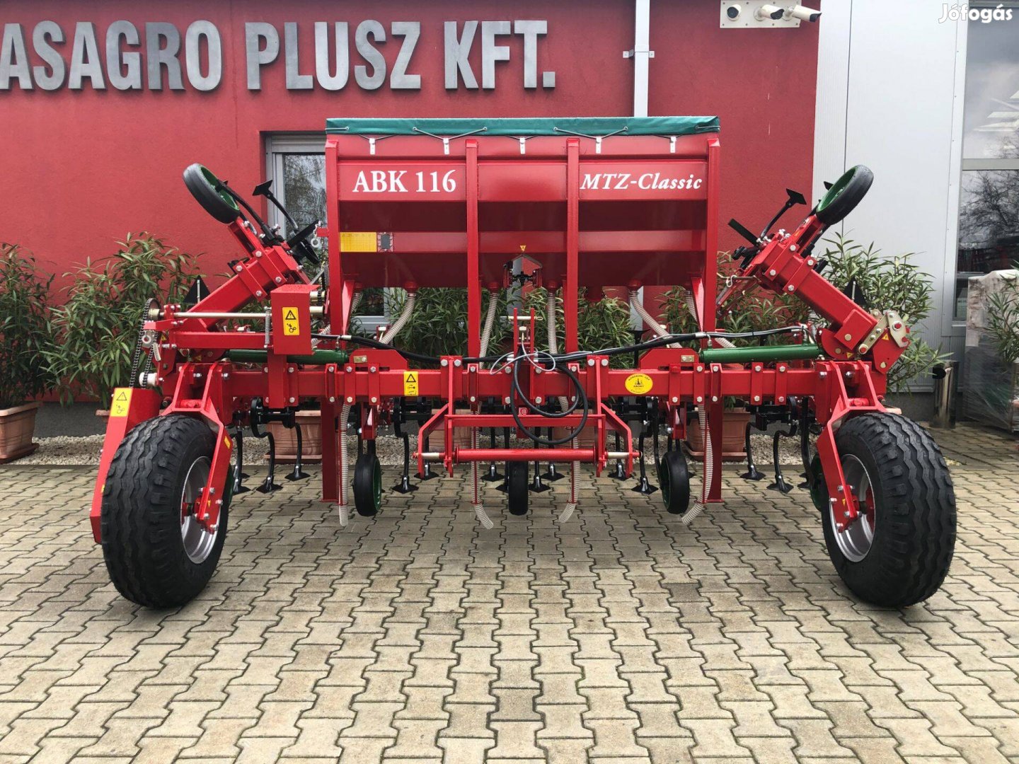 ABK-116 MTZ Clssic új sorközművelő készletről !