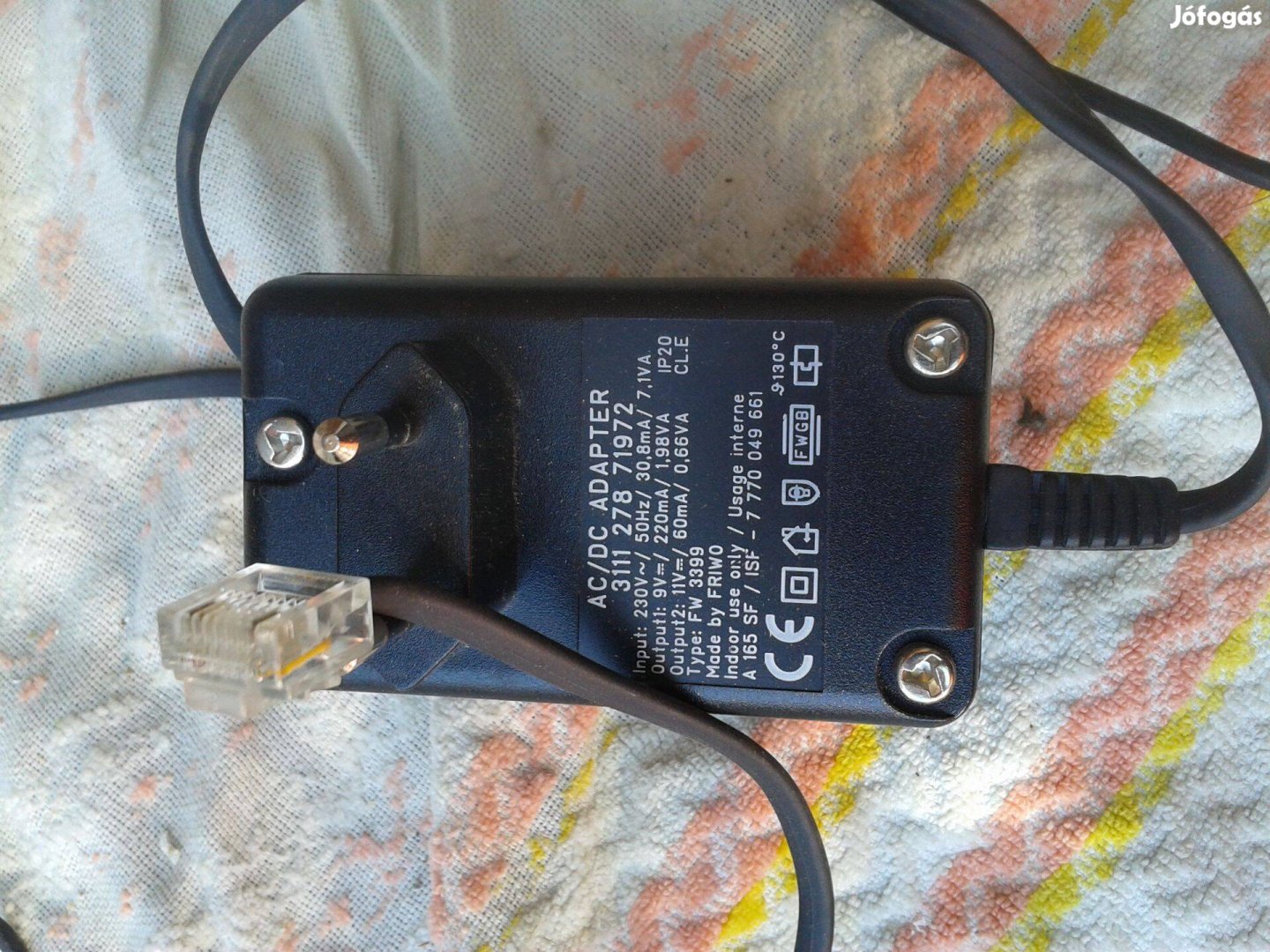 AC/DC Adapter 230V-9V eladó