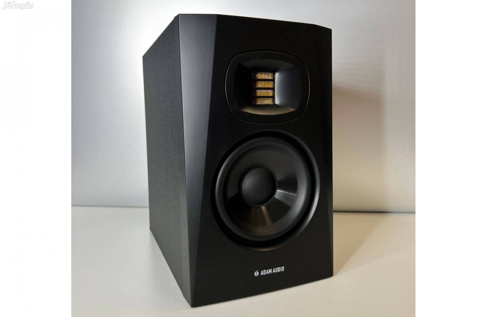 ADAM Audio T5V aktív hangfal, fekete | 1 év garancia