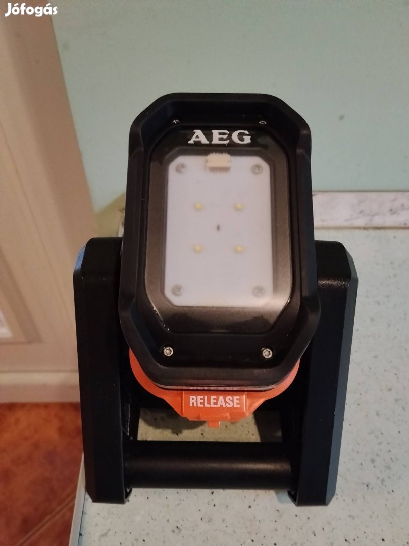 AEG 18 Voltos reflektor újszerű állapotban