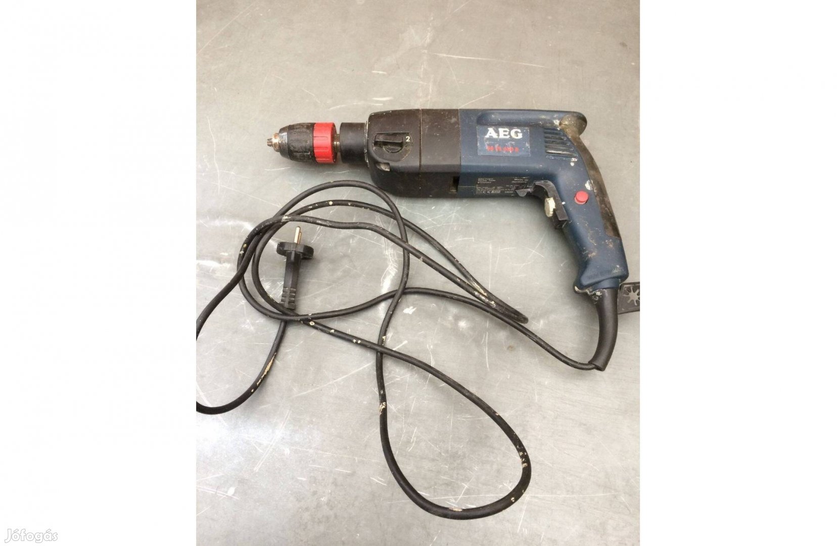 AEG SB2E680R Fúrógép Ütvefúró