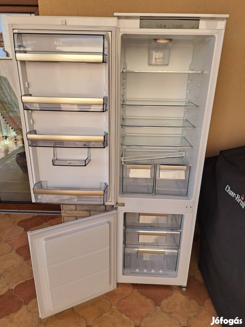AEG kombinalt beepíthető hűtő eladó