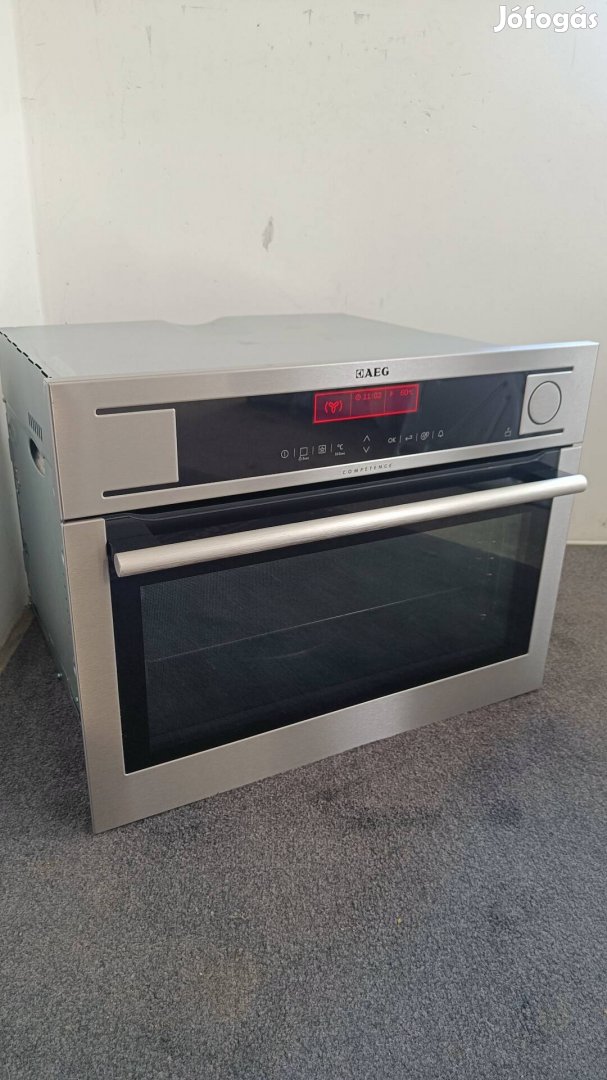 AEG sütő gőzfunkcióval gőzsütő