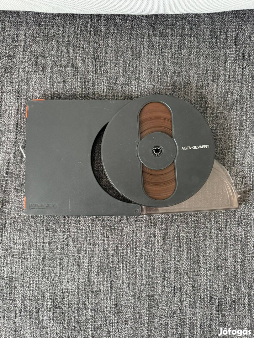 AGFA magnószalag 18 cm gyári műanyag tokban