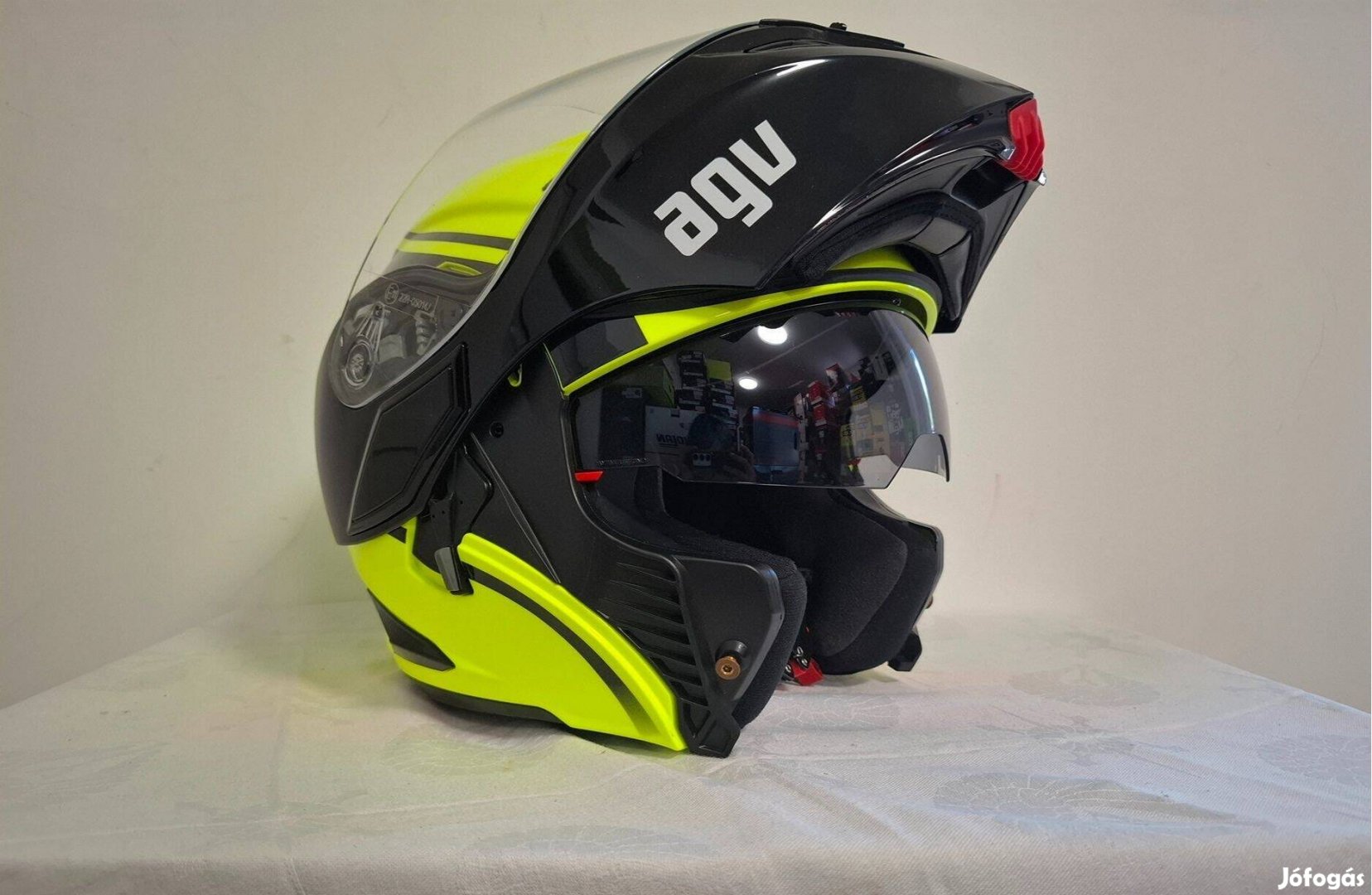 AGV Compact Course felnyitható állú motoros bukósisak