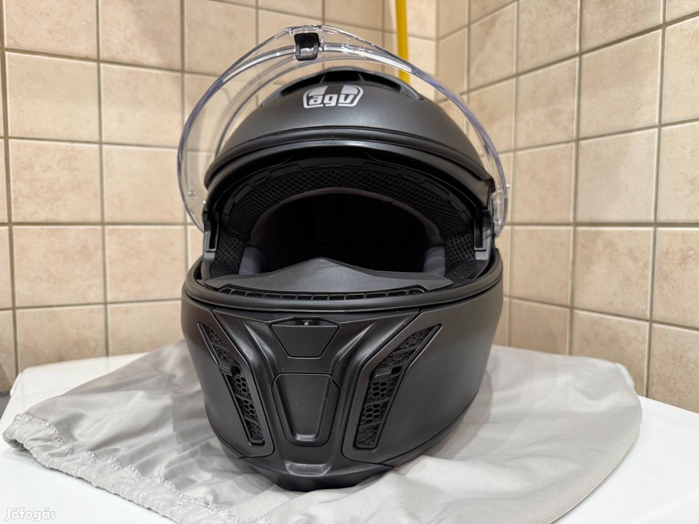 AGV Tourmodular felnyitható bukósisak