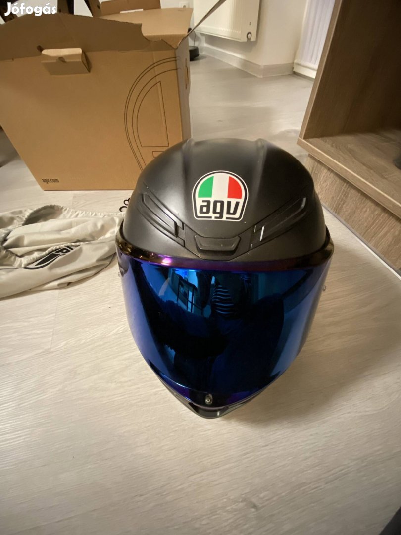AGV bukósisak