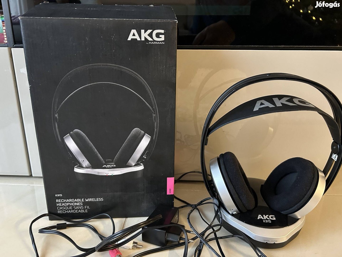 AKG 915 vezeték nélküli fejhallgató