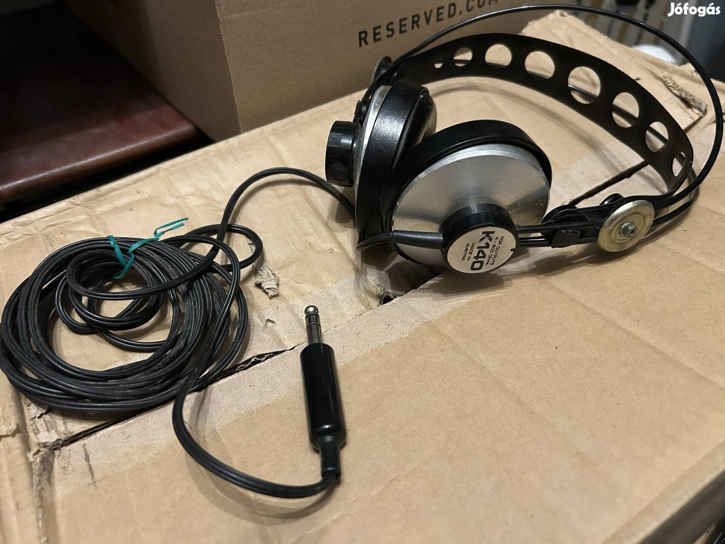 AKG K140 Vintage stúdió fejhallgató 