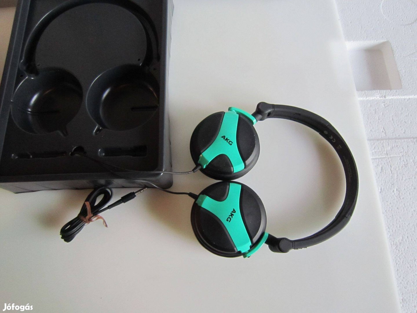 AKG K518 DJ fejhallgató, fekete-zöld újszerű akcióban