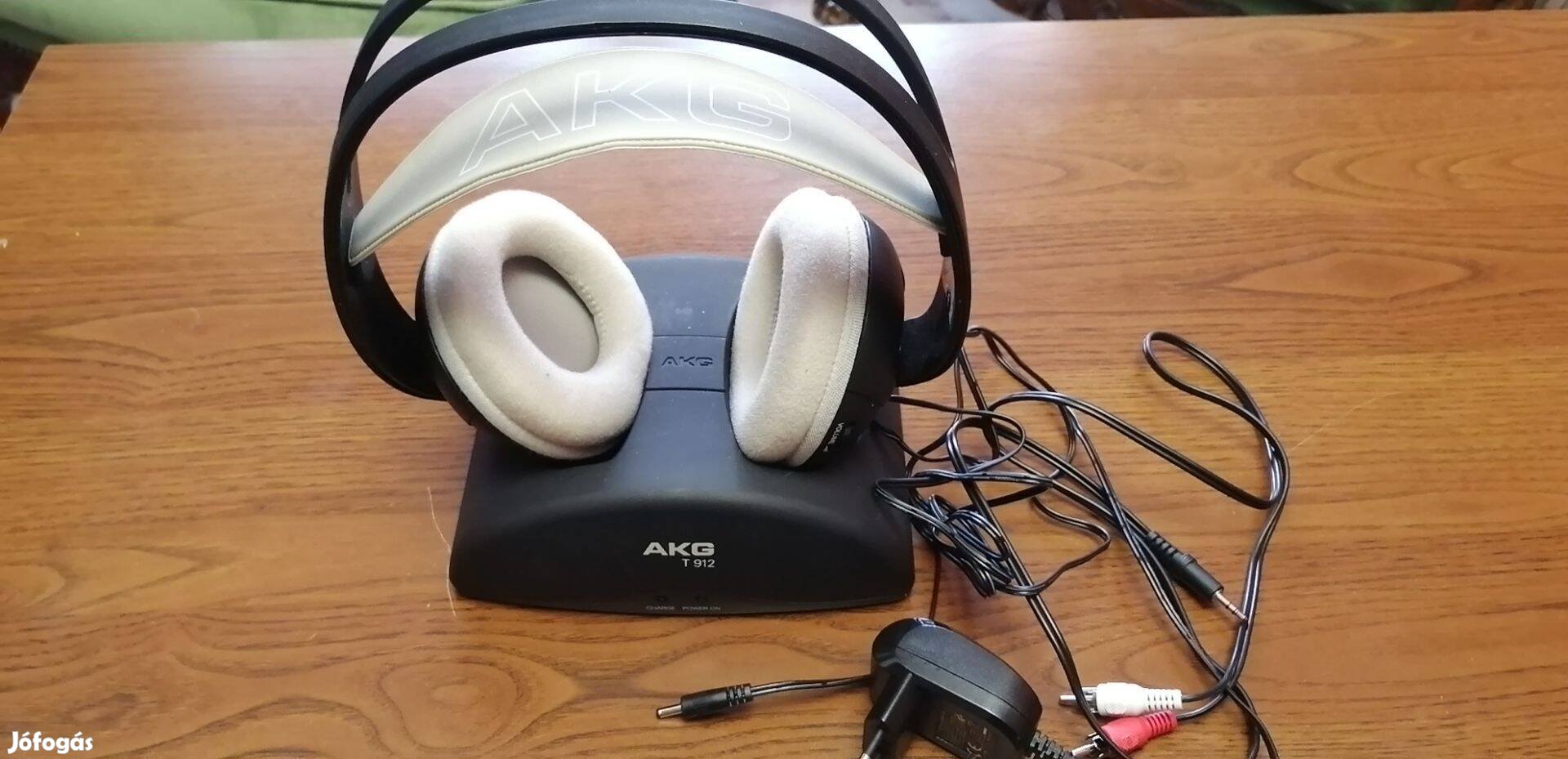 AKG K912 vezetéknélküli fejhallgató